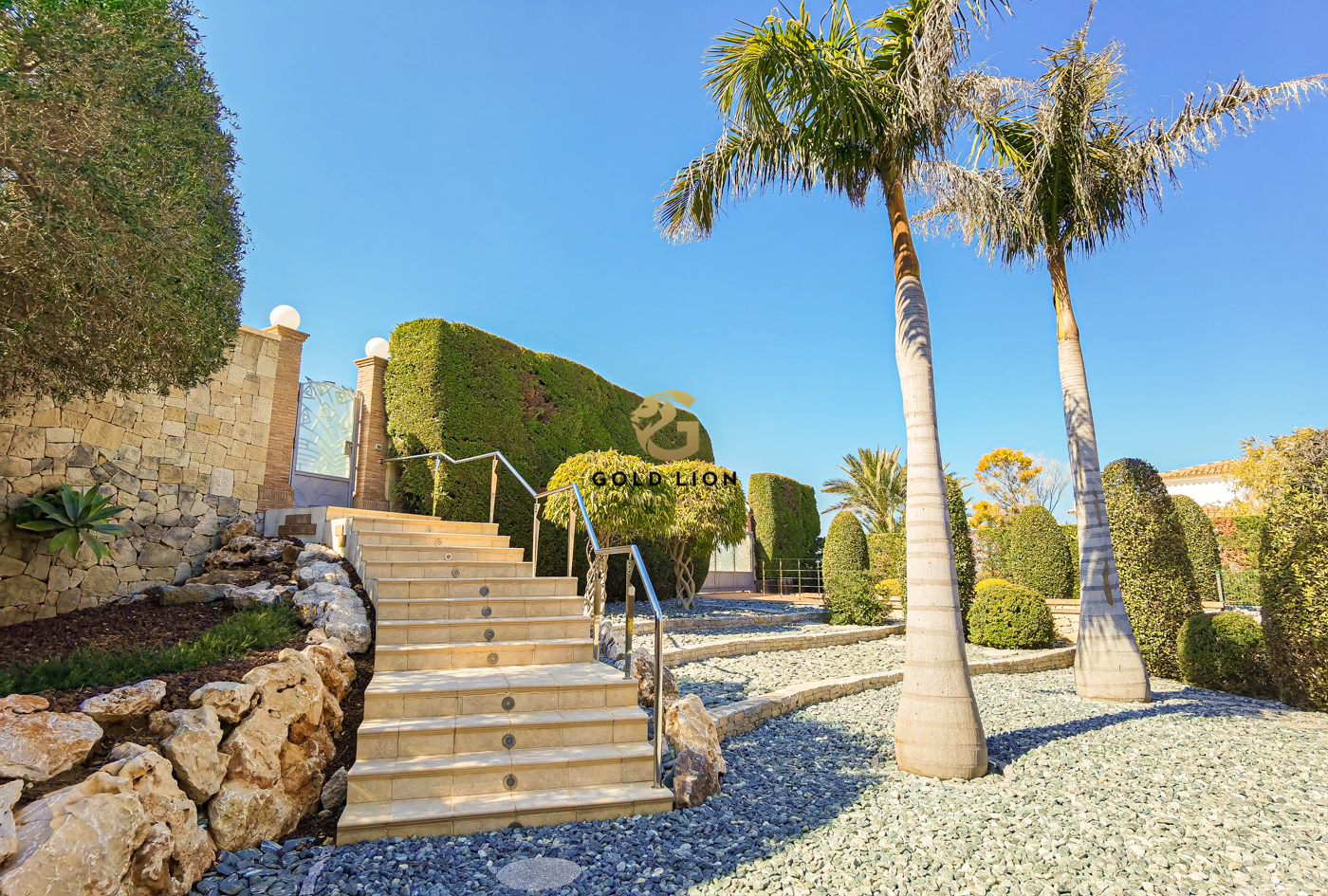 Villa de lujo con vistas increíbles al mar y castillo de Denia